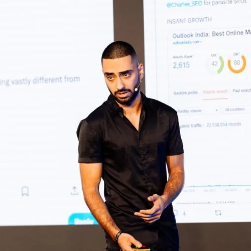 Kasra Dash